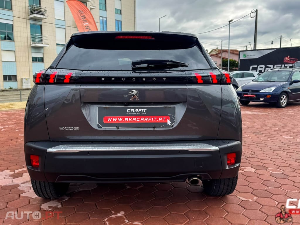 Peugeot 2008 1.5 BlueHDi Allure Pack