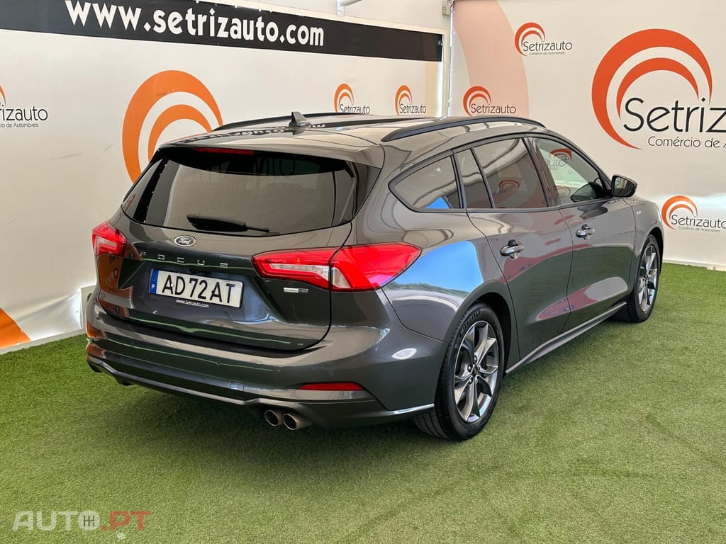 Ford Focus SW 1.0 EcoBoost MHEV ST-Line