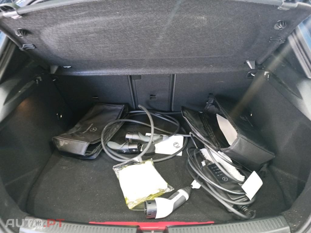 Mercedes-Benz A 250 e Style Plus