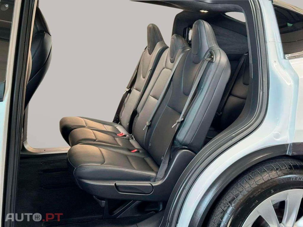 Tesla Model X LONG RANGE  