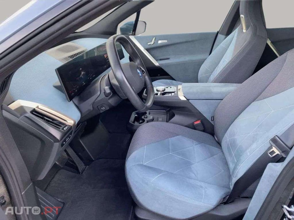 BMW iX xDrive50 I.V.A DEDUTÍVEL 