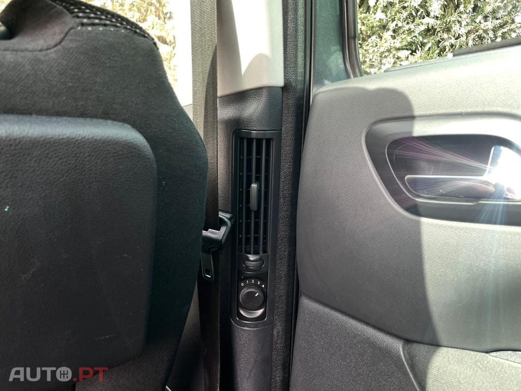 Peugeot 5008 1.6 E-HDi 7L Allure 2-Tronic