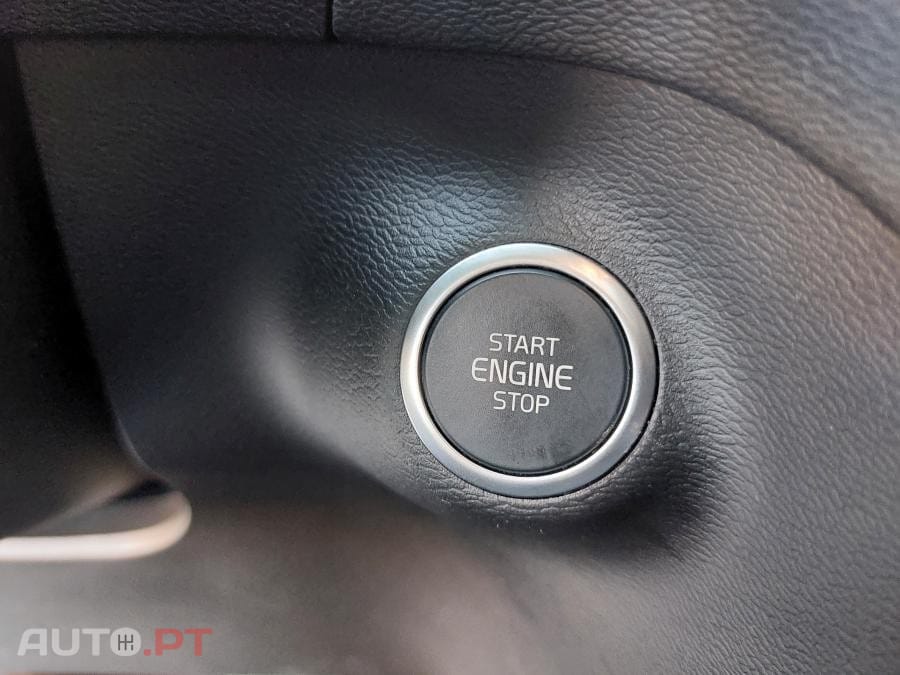 Volvo XC40 1.5 T5 PHEV R-Design Expression