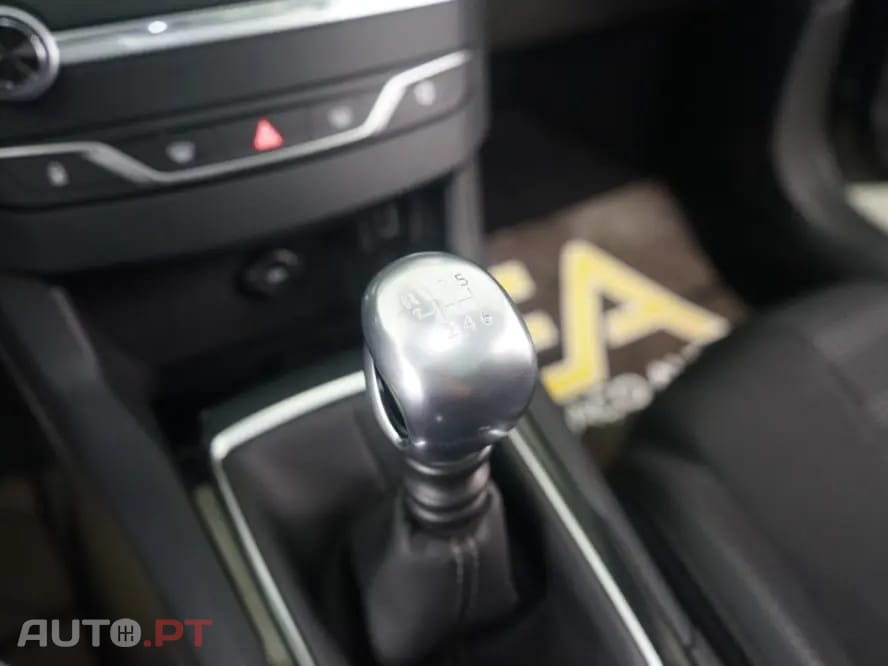 Peugeot 308 SW 1.2 PureTech Business Line