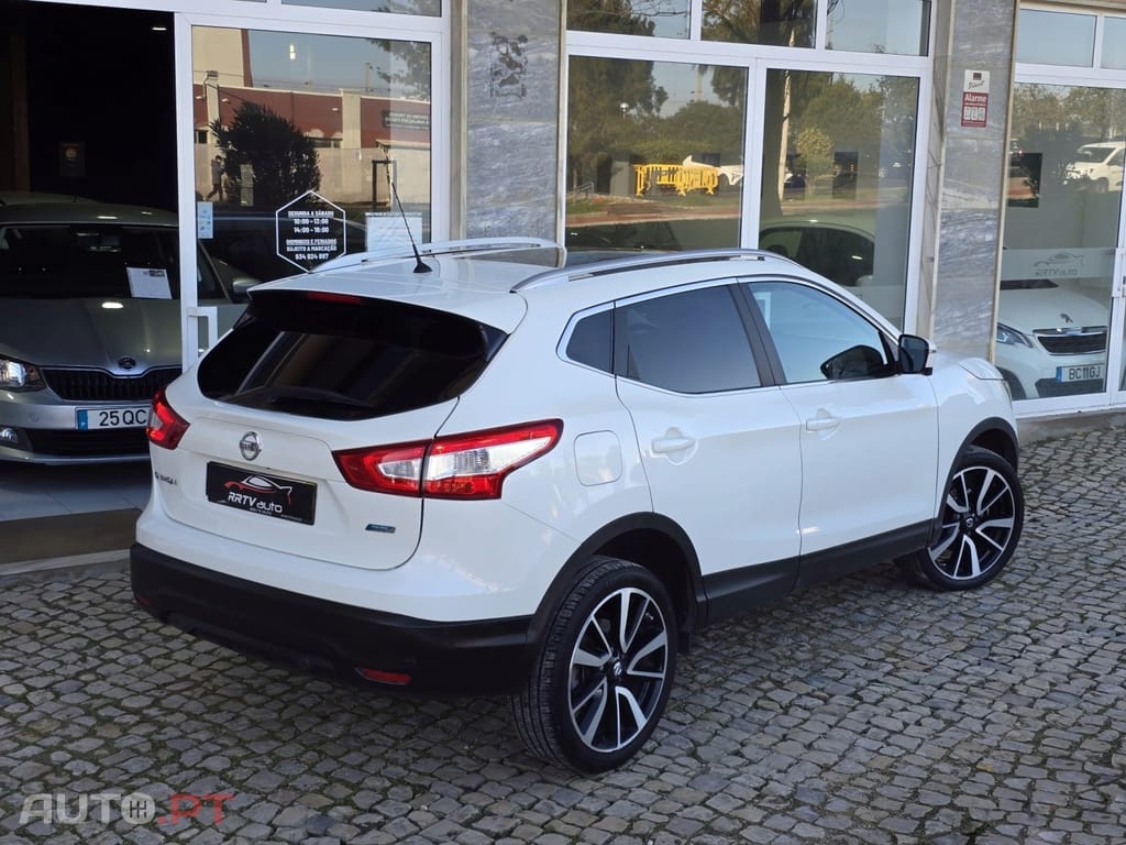 Nissan Qashqai 1.5 dCi N-Connecta 18