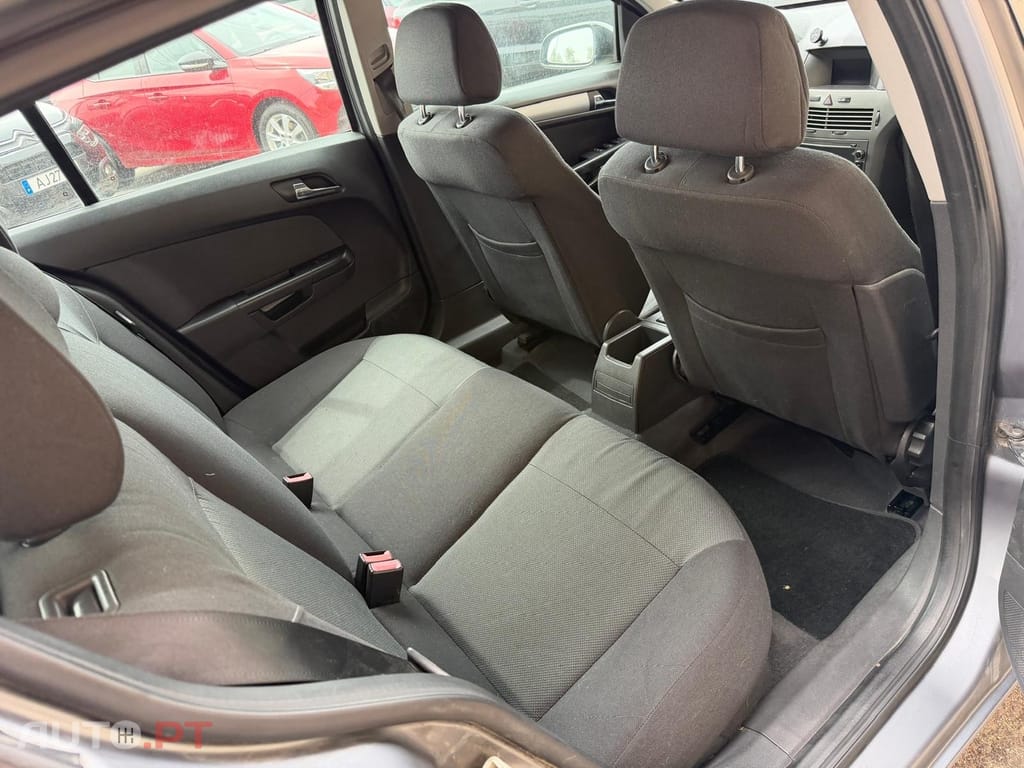 Opel Astra 1.3 CDTI Elegance