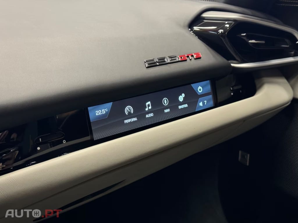 Ferrari 296 GTB GTB I.V.A DEDUTIVEL