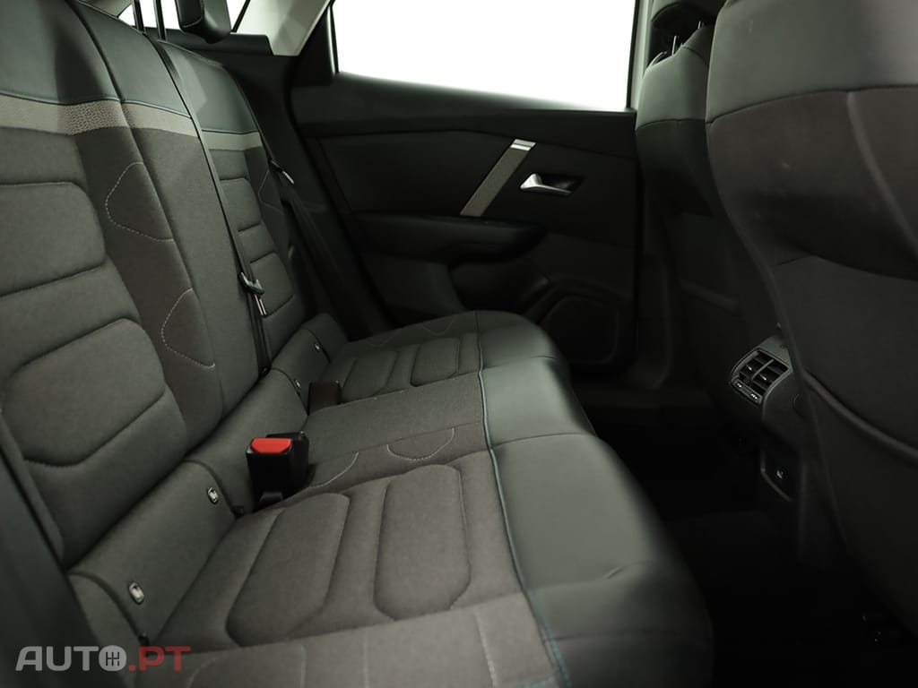 Citroen C4 C4 1.2 PureTech Plus EAT8