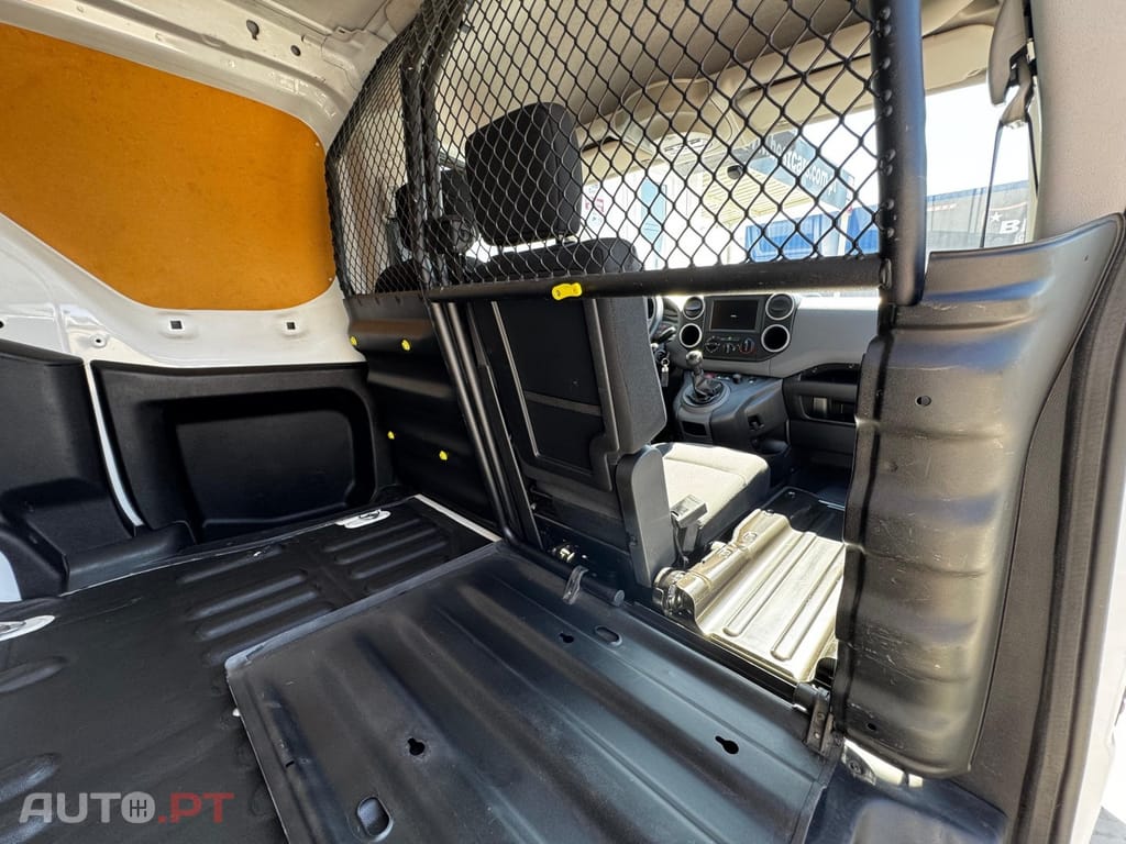Peugeot Partner 1.6 BlueHDi L2 Premium 3L