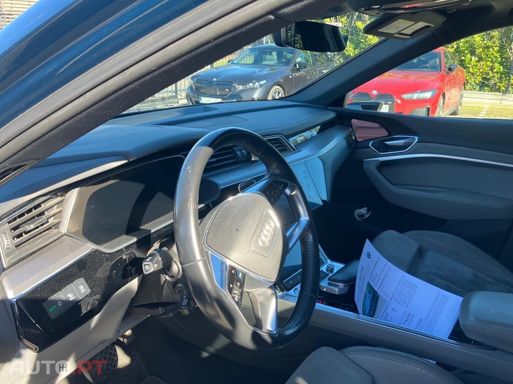 Audi E-Tron 55 quattro Advanced