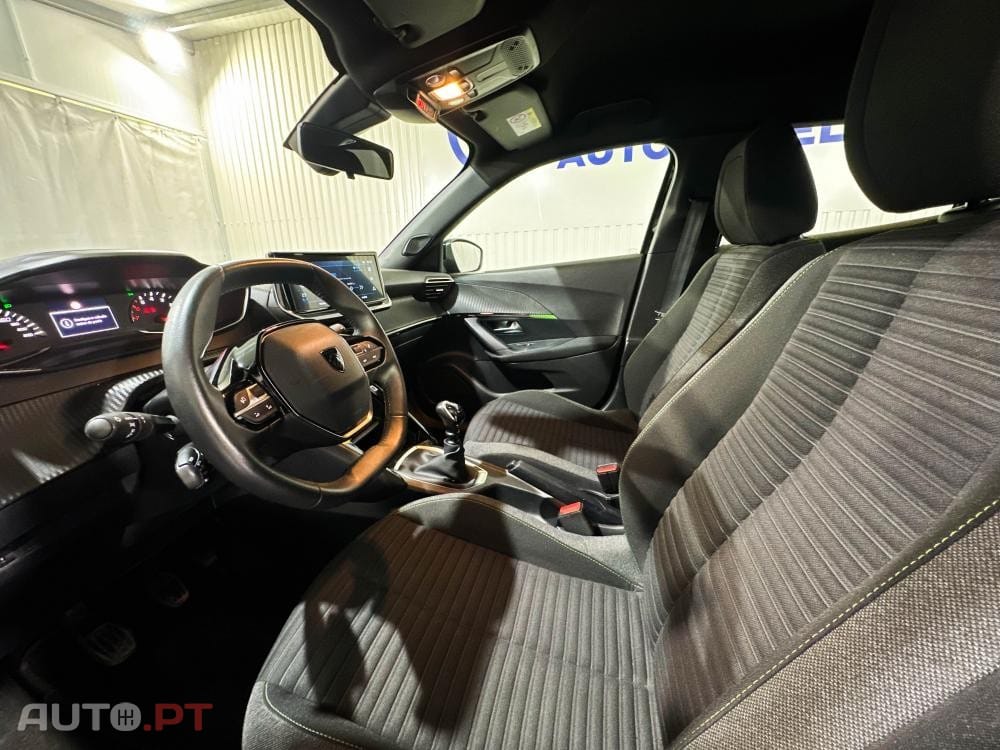 Peugeot 2008 1.2 PureTech Allure Pack