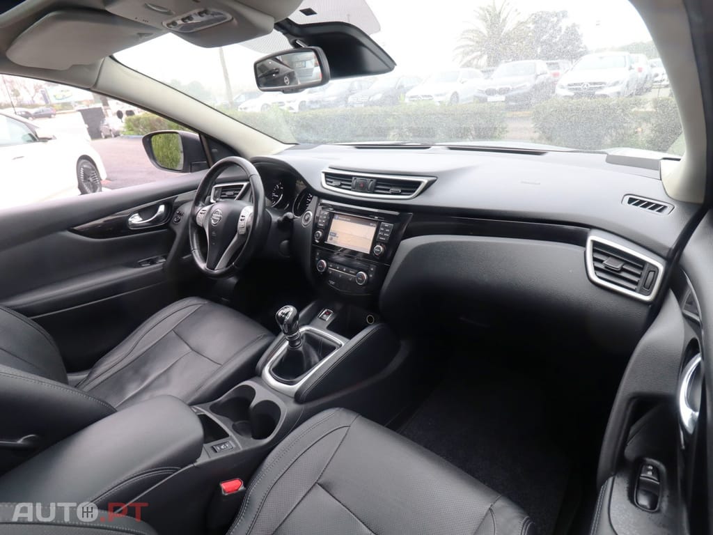 Nissan Qashqai 1.5 dCi N-Connecta
