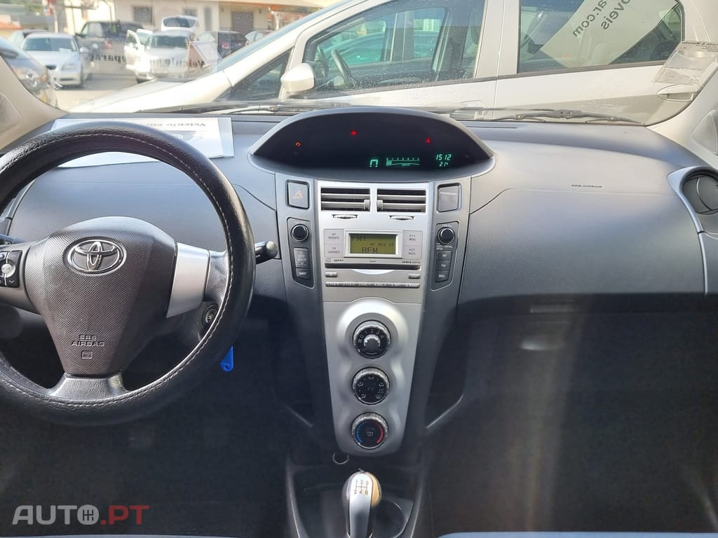 Toyota Yaris 1.0 VVT-i