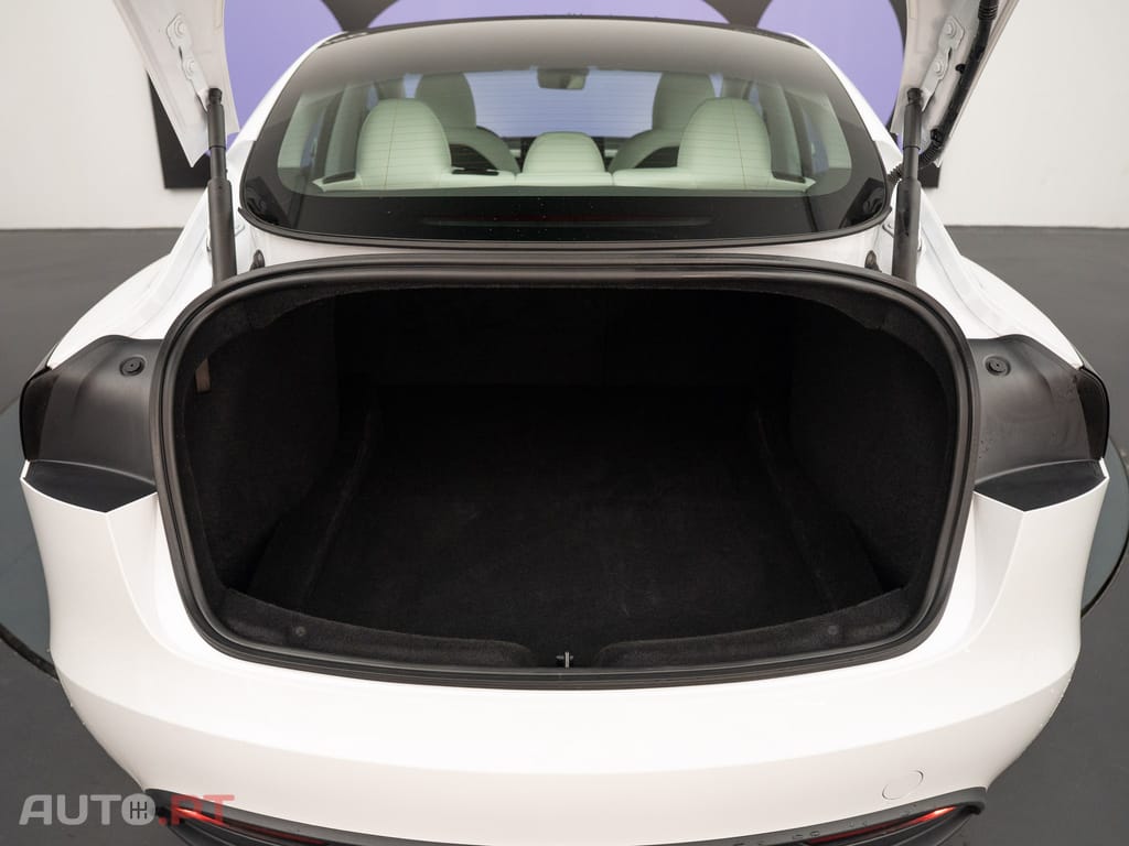Tesla Model 3 Tração Traseira Premium