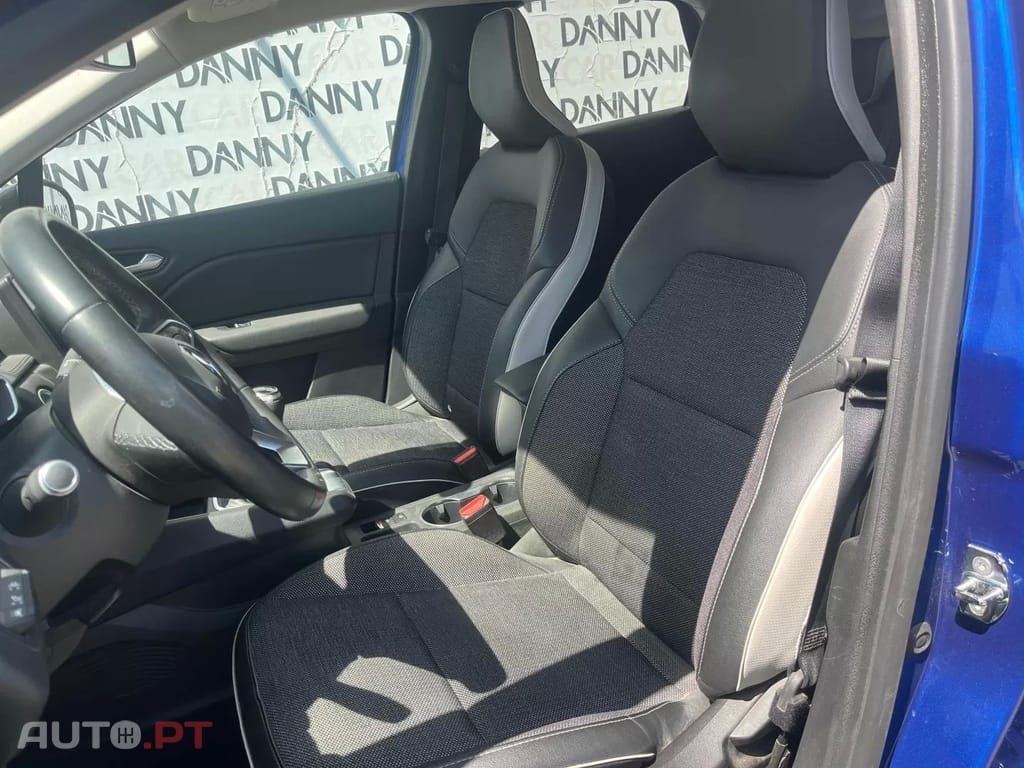 Renault Captur TCe 100 INTENS