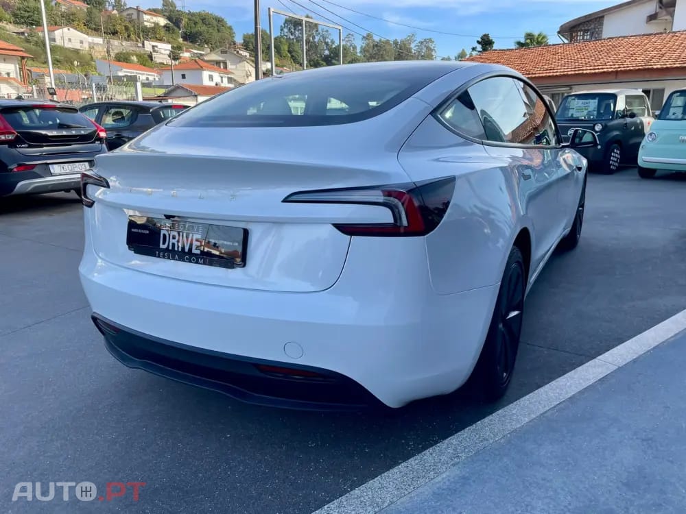 Tesla Model 3 Tração Traseira Premium