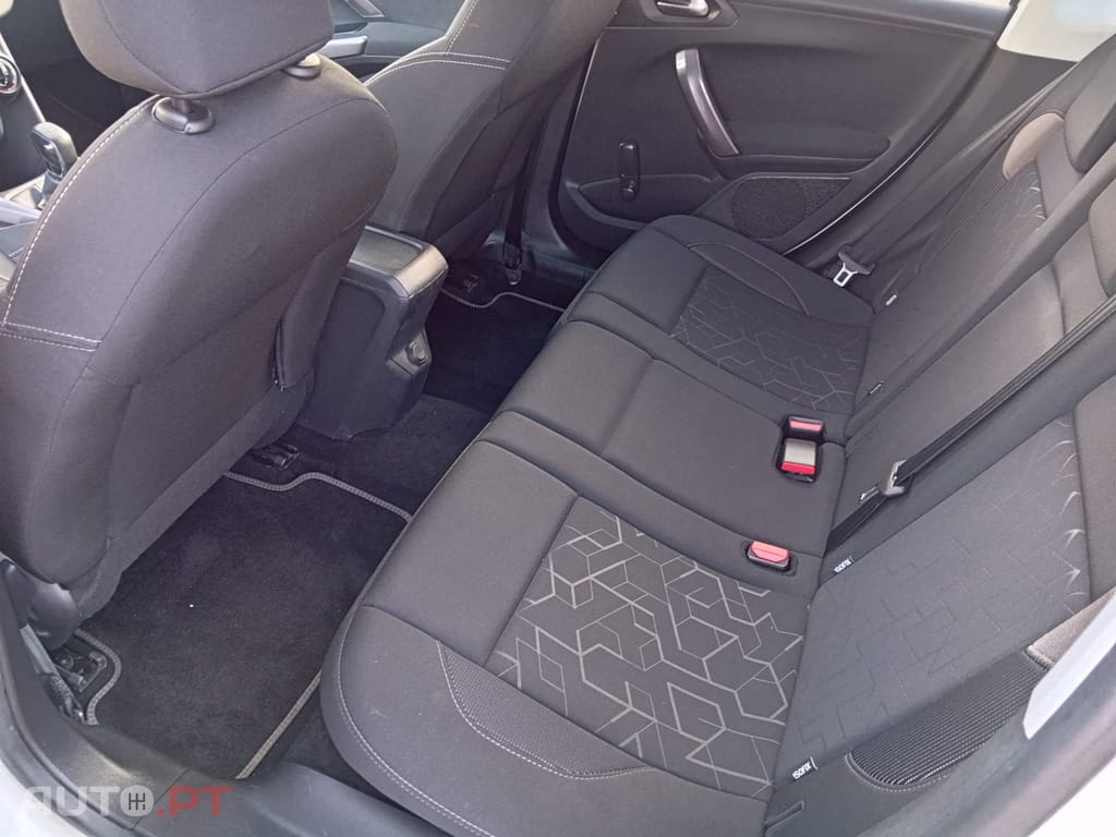 Peugeot 2008 HDi active sport