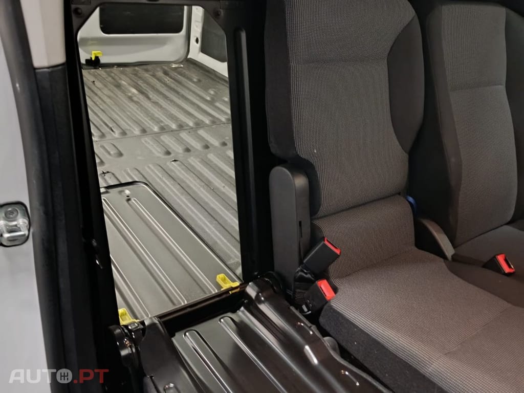 Fiat Doblo 1.5 BlueHDI Maxi (3 LUG)