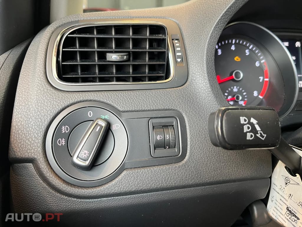 Volkswagen Polo 1.2 Tsi R-LINE
