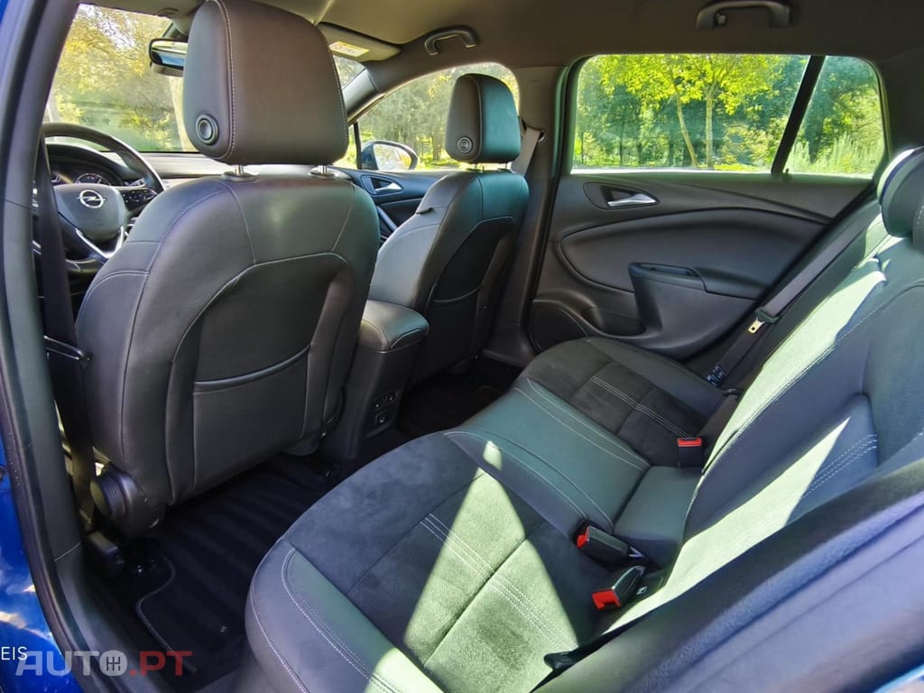 Opel Astra Sports Tourer 1.5 D Ultimate S/S