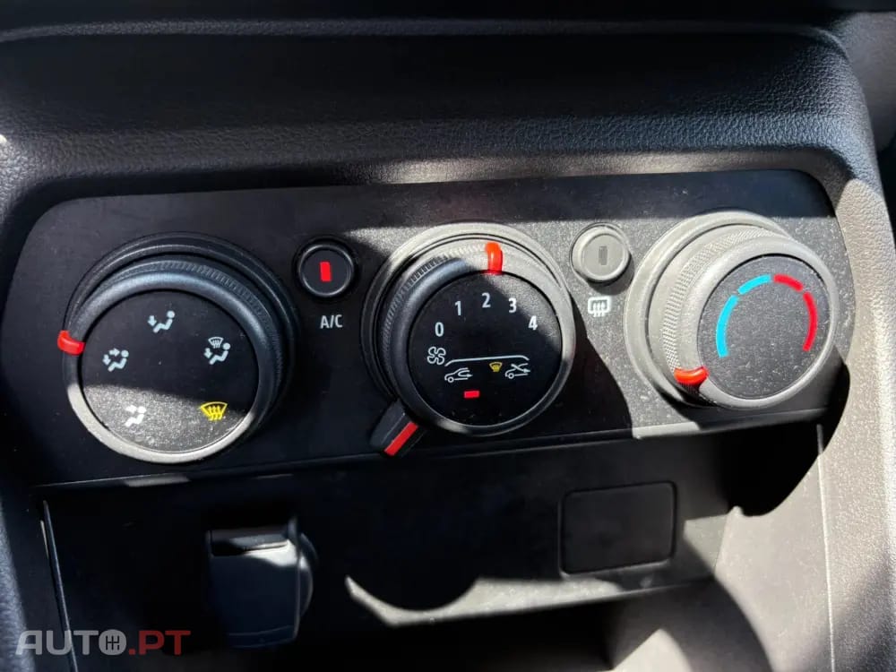 Dacia Sandero 1.0 ECO-G Essential Bi-Fuel