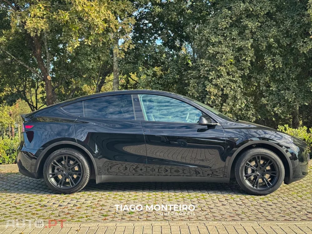 Tesla Model Y Tração Traseira
