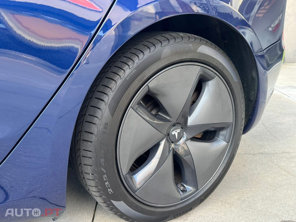 Tesla Model 3 Standard RWD Plus