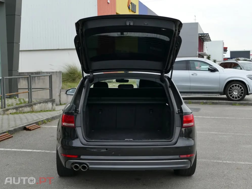 Audi A4 Avant 40 TDI Sport S tronic
