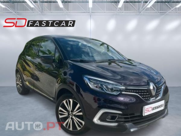Renault Captur 1.5 dCi Energy Initial Paris