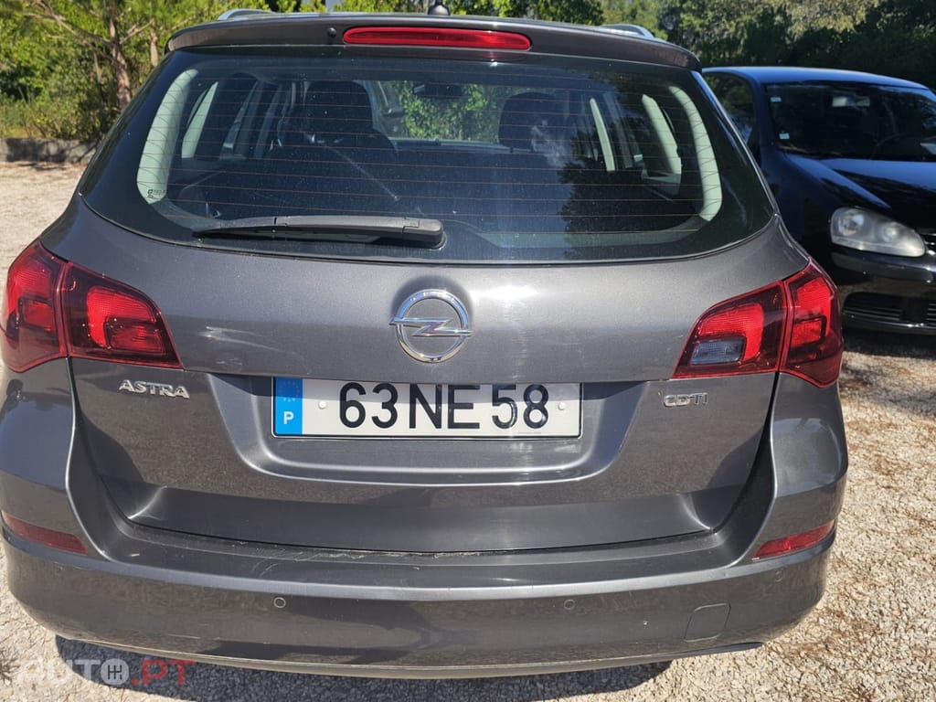 Opel Astra 1.7 CDTi Cosmo Start/Stop