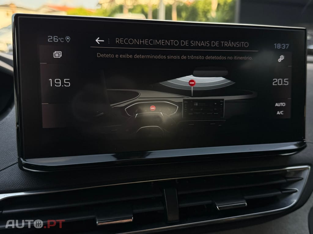 Peugeot 3008 1.5 BlueHDi GT EAT8