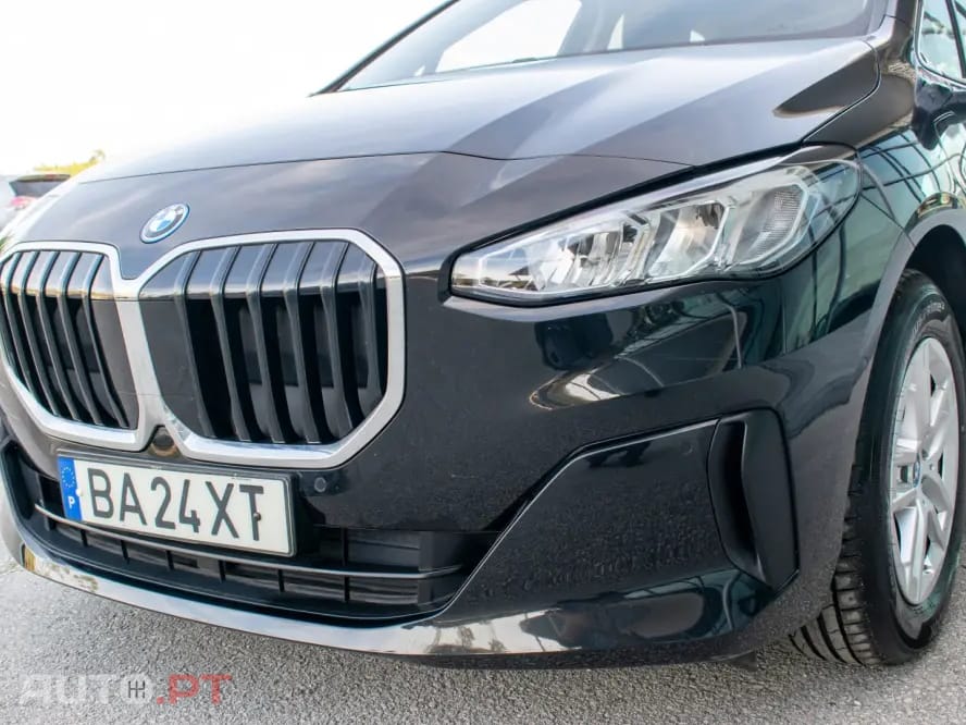BMW 225