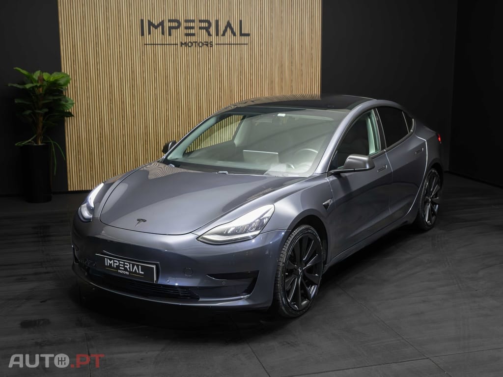 Tesla Model 3 Long-Range Dual Motor AWD