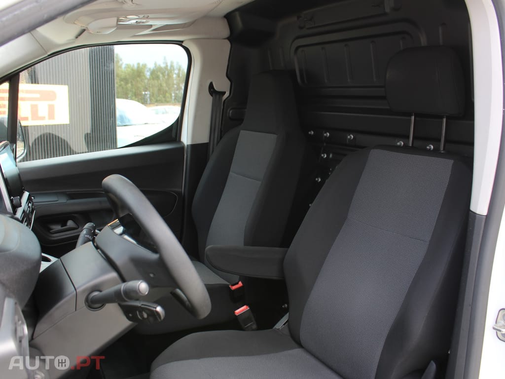 Peugeot Partner 1.5 BlueHDi Premium Standard