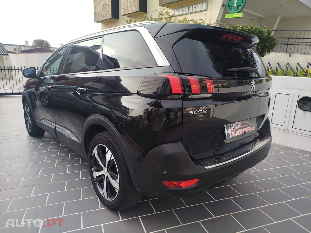 Peugeot 5008 1.2 PureTech Allure Grip Control