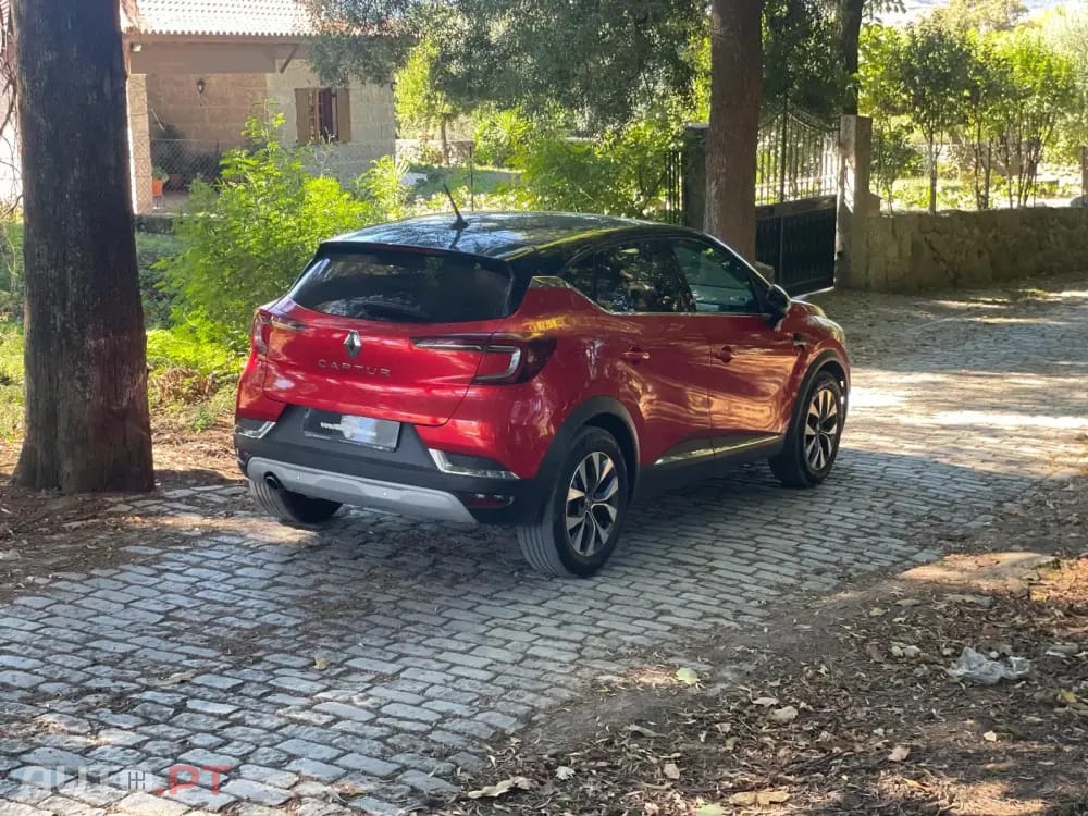 Renault Captur 1.0 TCe Exclusive