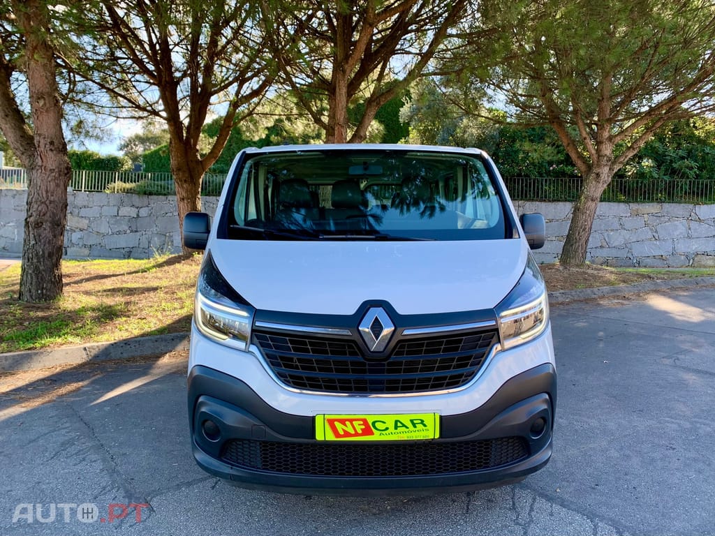 Renault Trafic 9 LUGARES