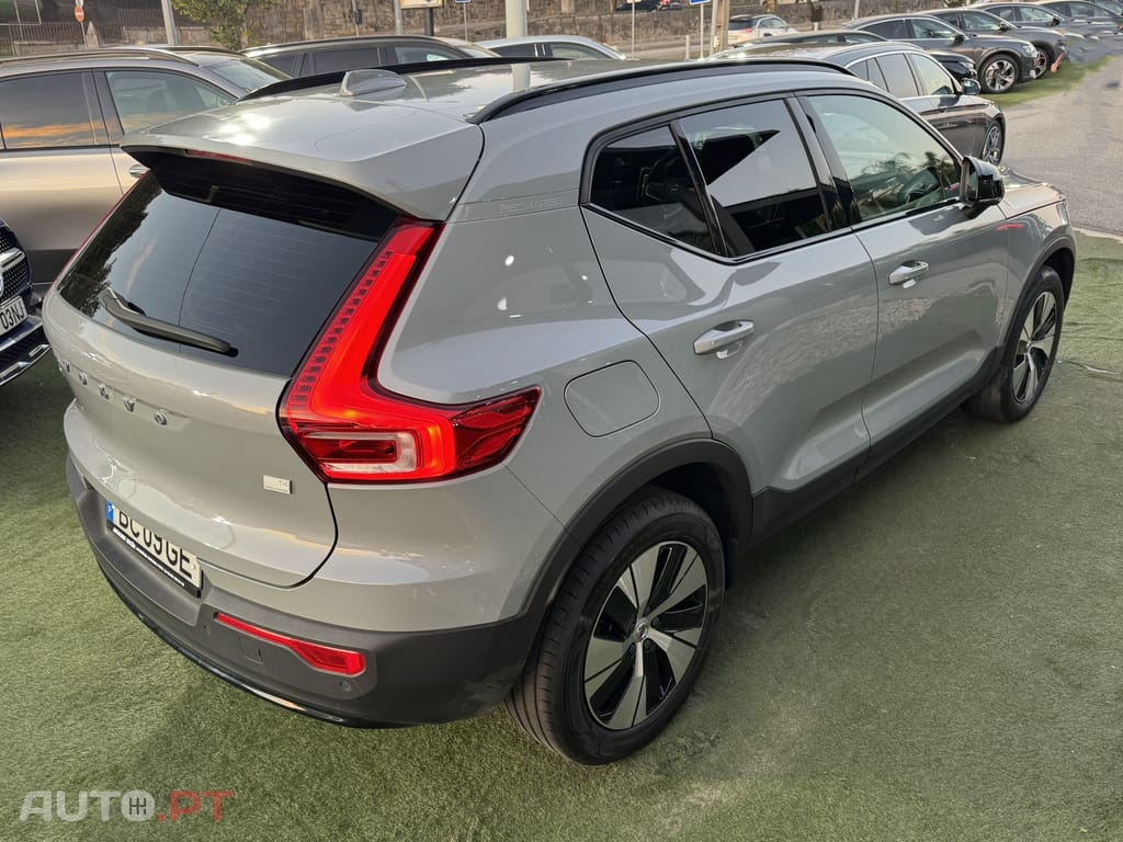 Volvo XC40 1.5 T4 PHEV Plus Dark