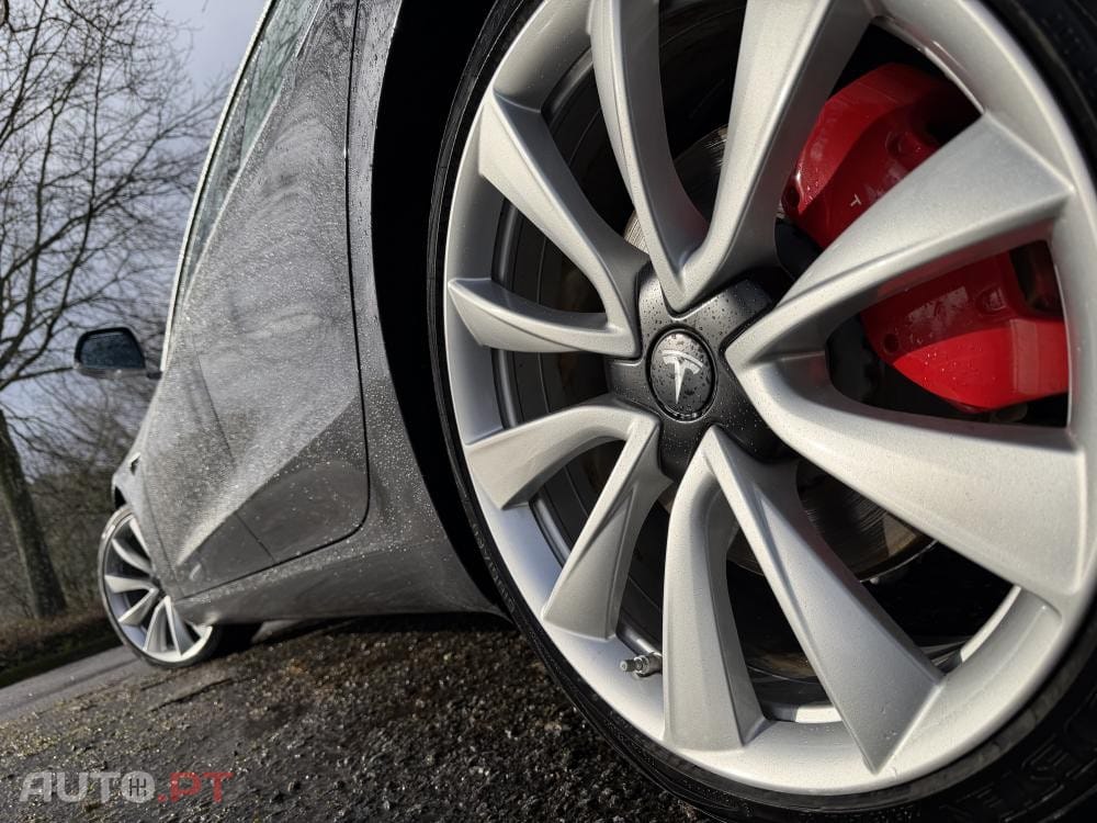 Tesla Model 3 Performance Dual Motor AWD