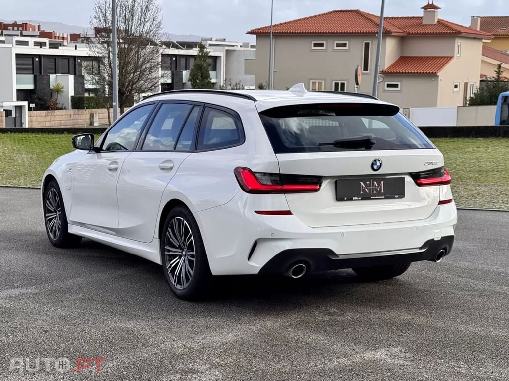 BMW 330 e Pack M Auto