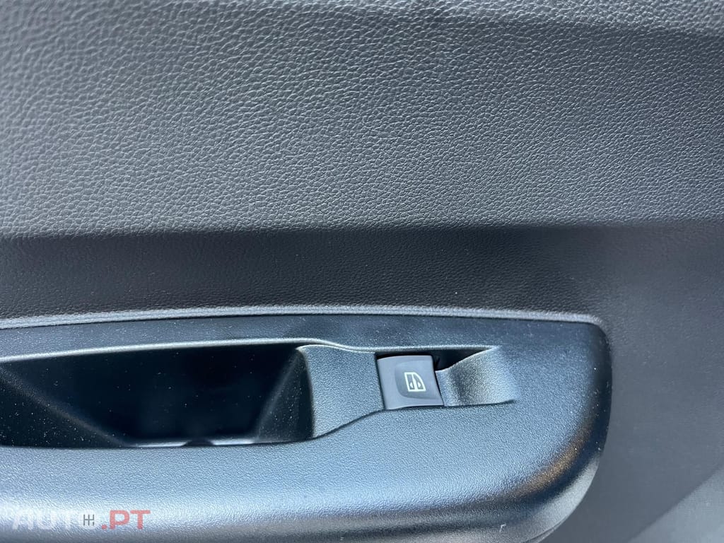 Dacia Spring ND