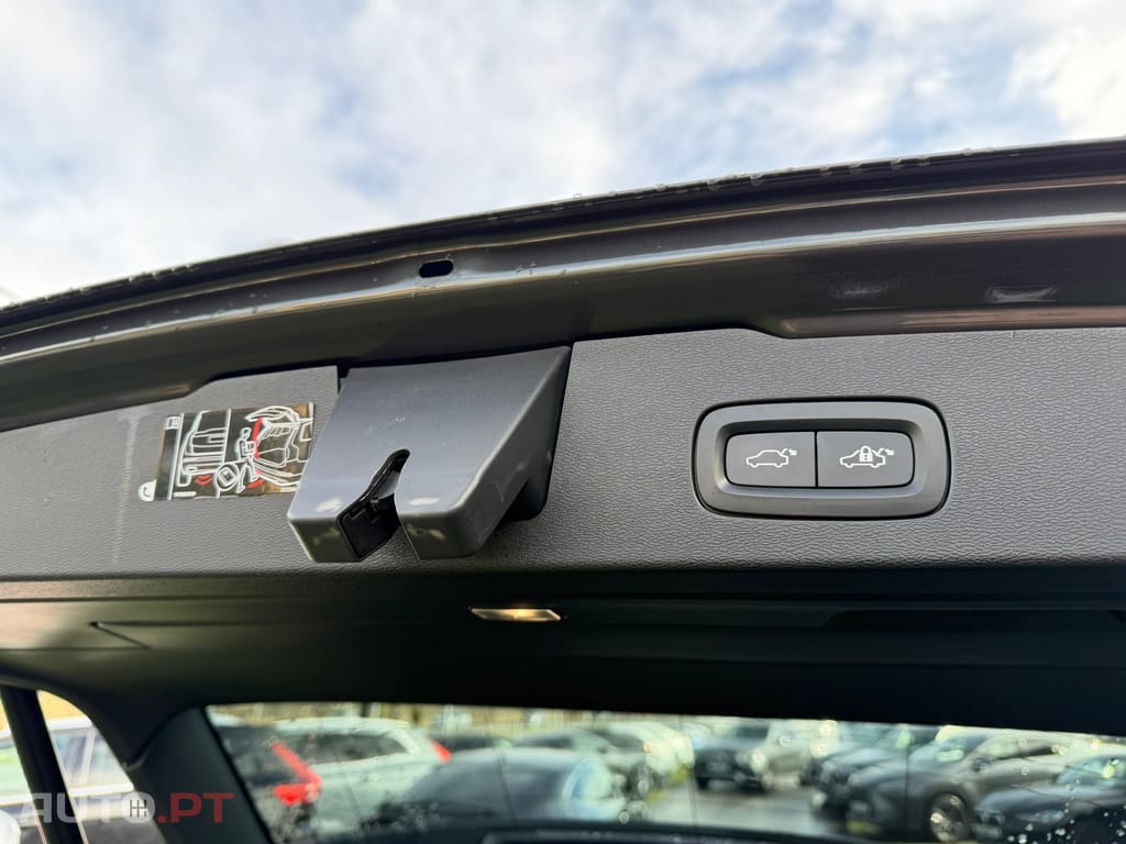 Volvo V60 2.0 T6 AWD TE R-Design