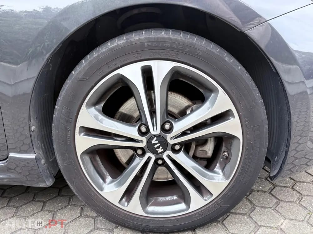 Kia Ceed 1.6 CRDi GT Line