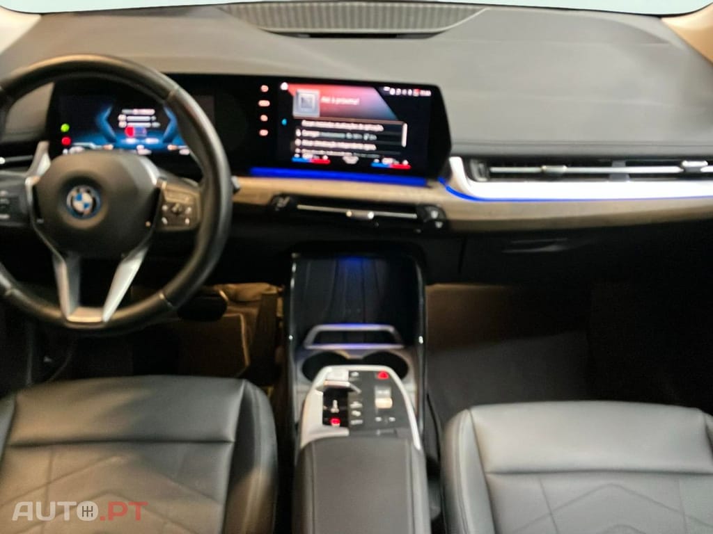 BMW 225 e xDrive Line Luxury