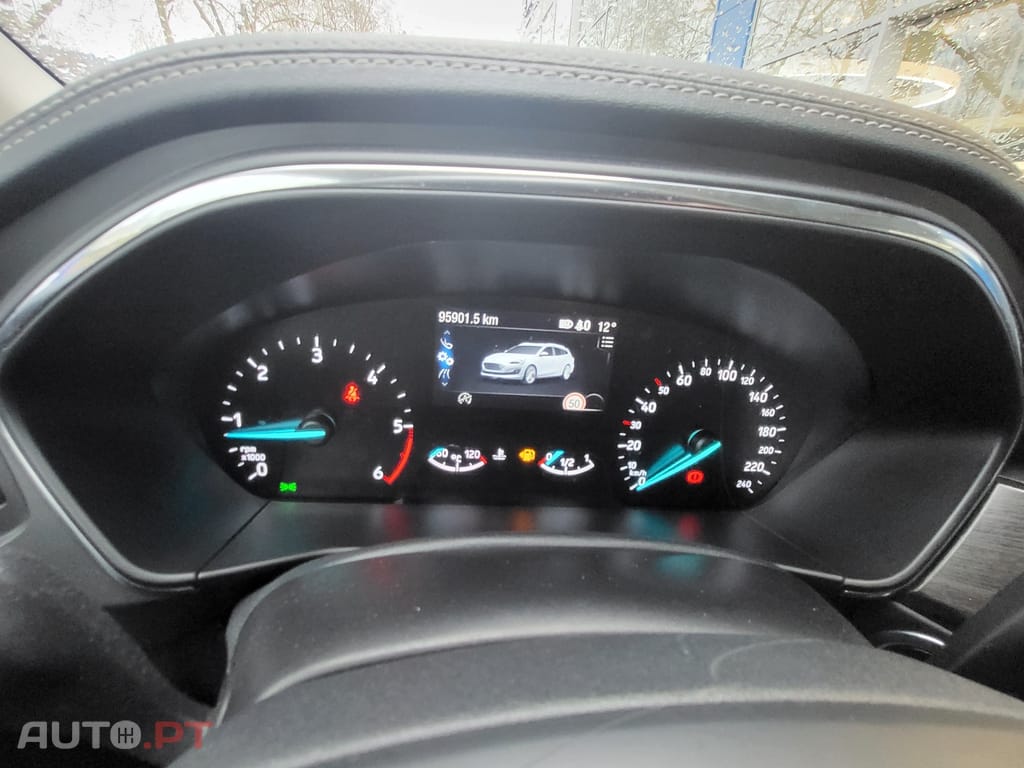 Ford Focus SW 1.5 TDCi EcoBlue Vignale