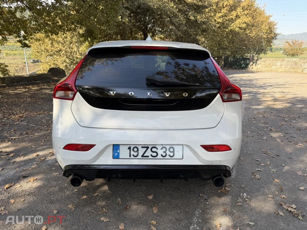 Volvo V40 1.6 D2 Eco R-Design