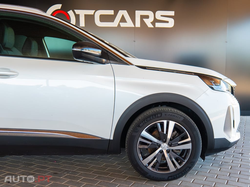Peugeot 5008 1.2 PureTech Allure Pack EAT8