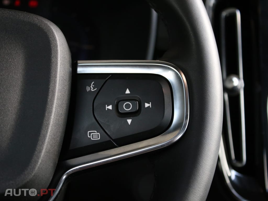 Volvo XC40 Recharge Core