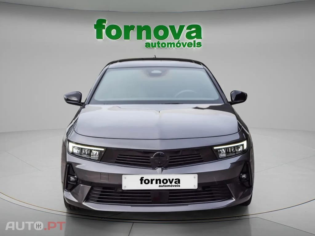 Opel Astra Sports Tourer 1.2 T GS