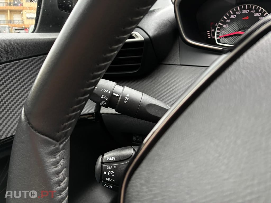 Peugeot 208 1.2 PureTech Active Pack